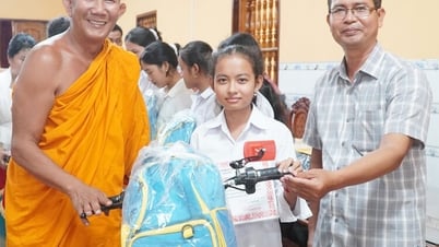 Bế giảng khóa học chữ Khmer hè tại chùa Prey Veng