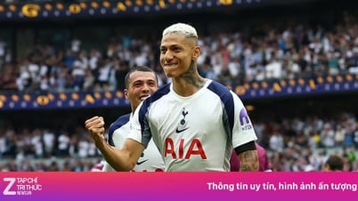 Richarlison soi mình vào hình bóng Ronaldo