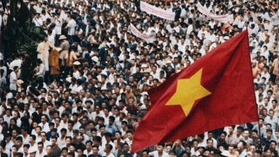 Người “hồi sinh” những hình ảnh lịch sử