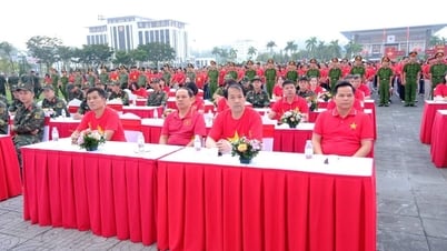 Sở KH&CN tham gia hoạt động “Cùng Việt Nam tiến bước”