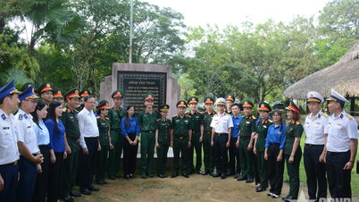 Tháng Tám về với Tân Trào