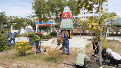 Trung tâm Huấn luyện Vùng 4 Hải quân hỗ trợ Trường Tiểu học Căn cứ Cam Ranh chuẩn bị năm học mới