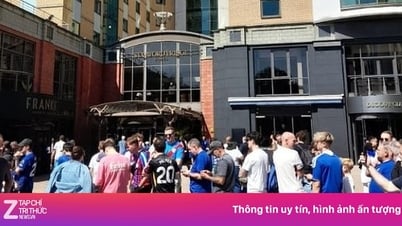 CĐV Chelsea bức xúc về cách tổ chức trận ra quân cẩu thả