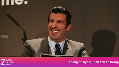 Figo lẩn tránh khi bị ép chọn áo Barcelona và áo Real Madrid