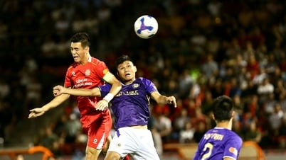 Tiến Linh lập công giúp CLB CA TP.HCM mở màn thắng lợi, đội Nam Định suýt thua