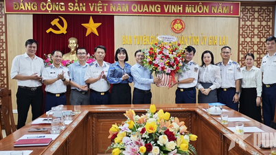 Bộ tư lệnh Vùng Cảnh sát biển 2 thăm, làm việc tại Ban Tuyên giáo và Dân vận Tỉnh ủy Gia Lai