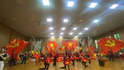Nghệ sĩ tự hào được kể chuyện lịch sử trong chương trình nghệ thuật kỷ niệm 80 năm ngành Văn hóa