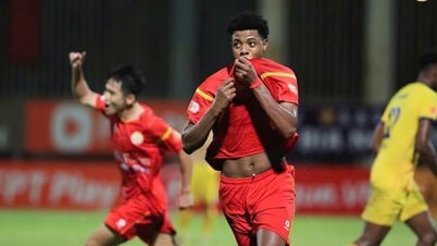 PVF-CAND tạo sốc lớn, ‘song sát’ ngoại binh đánh bại SLNA: Lời chào V-League còn gì ngọt ngào hơn!