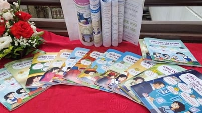 Giáo dục cho học sinh 'hiểu đúng về tiền' từ lớp 1