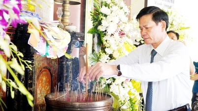 Dâng hương tưởng niệm 161 năm ngày Anh hùng dân tộc Trương Định tuẫn tiết