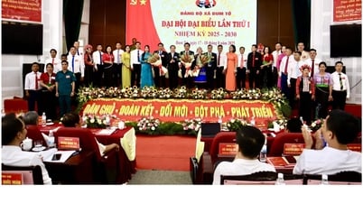 Đại hội Đại biểu Đảng bộ xã Bum Tở lần thứ I