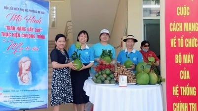“Gian hàng gây quỹ”, chung tay vì cộng đồng
