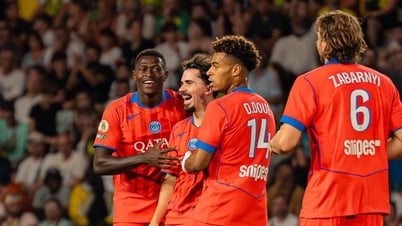 Vitinha tỏa sáng, PSG thắng nhọc Nantes trận ra quân tại Ligue 1