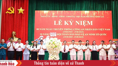 Phường Tĩnh Gia kỷ niệm 80 năm Ngày truyền thống CAND và 20 năm “Ngày hội toàn dân bảo vệ ANTQ”