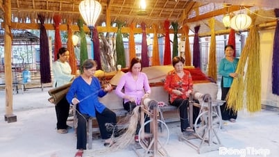 Giữ gìn bản sắc, lan tỏa "sức mạnh mềm" của văn hóa Việt Nam
