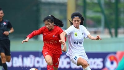 Bóng đá nữ Hà Nội: