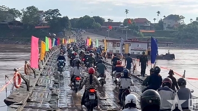 Vận hành trở lại cầu phao Phong Châu
