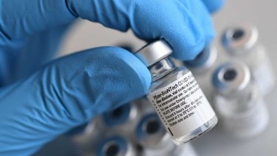 Mỹ từ bỏ phát triển vắc xin mRNA, chuyện gì xảy ra?