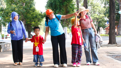 TPHCM: Hơn 1.000 trẻ mồ côi, khó khăn trải nghiệm thế giới thần tiên trước năm học mới