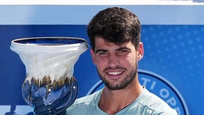 Sinner bỏ cuộc sau 23 phút thi đấu, Alcaraz vô địch Cincinnati Open