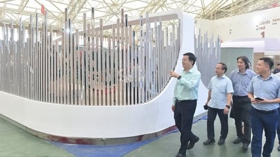 Tăng tốc hoàn thiện các hạng mục thi công gian trưng bày Triển lãm thành tựu Đất nước dịp 80 năm Quốc khánh