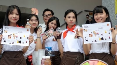 19h ngày 20-8, Trường đại học Ngoại ngữ - Tin học TP.HCM lên sóng Khám phá trường học