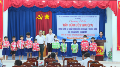 'Tiếp sức đến trường' cho học sinh có hoàn cảnh khó khăn trên địa bàn xã Tân Đông