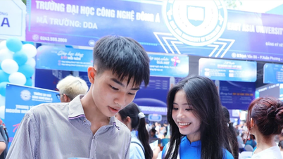 Tuyển sinh đại học 2025: Khi ảo nhiều hơn thật