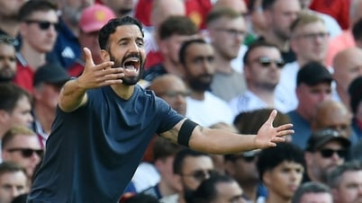 Amorim đưa Man United vào con đường lụi tàn