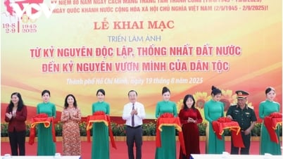 Khai mạc triển lãm ảnh 80 năm Cách mạng Tháng Tám và Quốc khánh 2/9