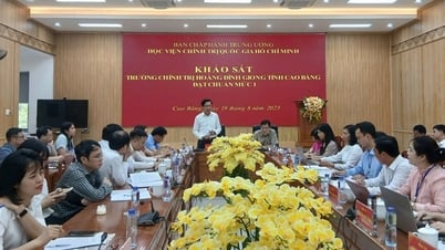 Đoàn công tác Học viện Chính trị quốc gia Hồ Chí Minh khảo sát Trường Chính trị Hoàng Đình Giong đạt chuẩn mức 1