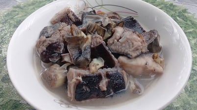 Hương vị quê hương: Cá đuối um bắp chuối