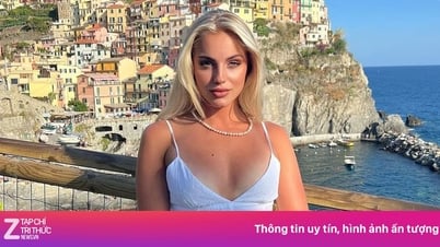 Nữ cầu thủ đẹp nhất thế giới thoát cảnh thất nghiệp
