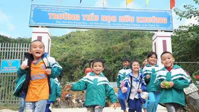 Học sinh Nghệ An tựu trường vào ngày 25/8