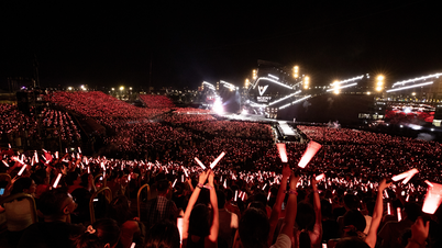 Thấy gì từ việc hàng vạn khán giả trẻ săn vé, đi xem “concert yêu nước”?