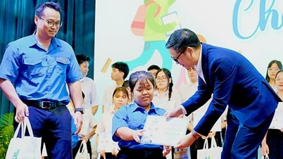 Thêm 1 tỉ đồng cho tân sinh viên khó khăn