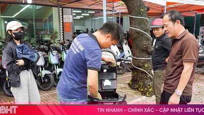 Sắm "xế cưng" cho con trước mùa tựu trường ở Hà Tĩnh