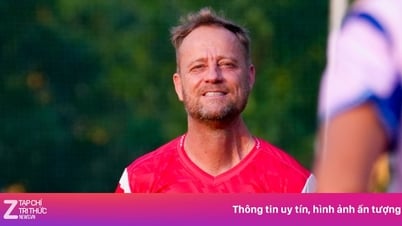 HLV Mano Polking từ chối dẫn dắt Singapore