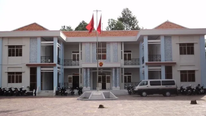 Vụ cán bộ xã bị khởi tố vẫn làm việc: Ủy ban kiểm tra Tỉnh ủy Cà Mau yêu cầu xử lý kỷ luật đảng