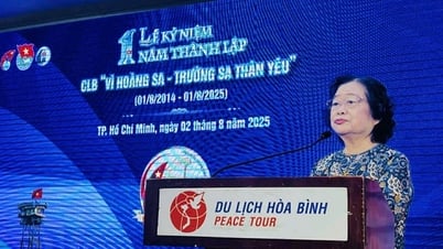 Trao hơn hơn 10.000 suất học bổng cho con chiến sĩ hải quân, ngư dân