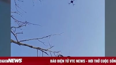 Ukraine dùng drone chở nguyên xe đạp điện để giải cứu binh sĩ bị cô lập
