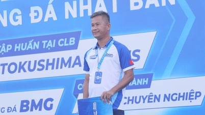 Trợ lý HLV đội tuyển Việt Nam 'đãi cát tìm vàng' trong hàng trăm tài năng trẻ