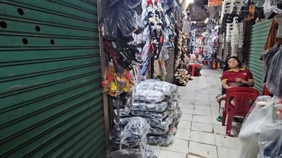 Chợ ế, cách nào để 'giải cứu' tiểu thương?