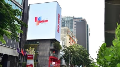 Logo kỷ niệm 50 năm thành lập báo Tuổi Trẻ xuất hiện ở sân bay, đường phố cả nước