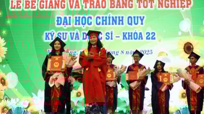 227 tân kỹ sư, dược sĩ chính quy nhận bằng tốt nghiệp