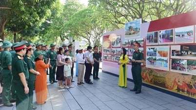Khai mạc triển lãm “Lăng Bác - trái tim Tổ quốc”