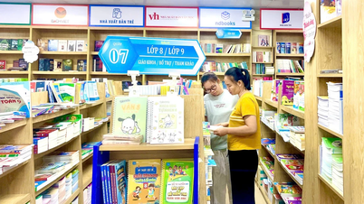 Chủ động bảo đảm sách giáo khoa, thiết bị cho năm học mới