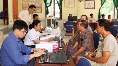 Phường Từ Sơn ra quân giải quyết thủ tục hành chính lưu động