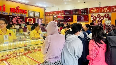 Giá vàng chiều nay 2/8/2025: Giá vàng trong nước và thế giới tăng sốc lên mức cao nhất tuần