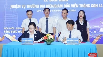 Bàn giao nhiệm vụ Trưởng Đại diện, Giám đốc Viễn thông Sơn La